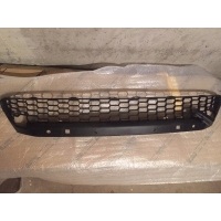 Kratka zderzaka przedniego Lexus NX300h 5211278901