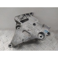 Кронштейн двигателя Skoda Octavia A5 (2004-2008) 2005 03G199207A