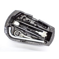Комплект ремонтный домкрат ключ ухо вставка 6r0011031b volkswagen поло v 6r 2010 год