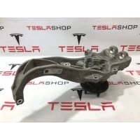 Кулак поворотный левый Tesla Model S 2016 1030605-00-D