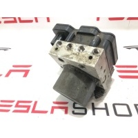 Блок ABS Tesla Model S 2016 1037797-00-D