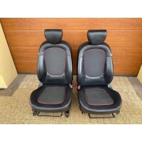 Hyundai i20 08 - кресло кресла диван кожа 5d