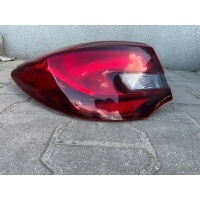 Opel astra j 4 седан фара левая задняя в крыло valeo 25870153 90015067