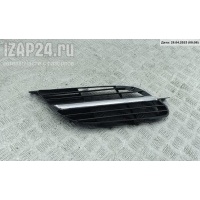 Решетка радиатора Nissan Almera Tino 2003 9381M020