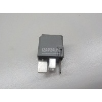 Реле Mercedes Benz W204 (2007 - 2015) 0025422619