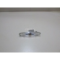 Повторитель на крыло белый Toyota GS 300/400/430 (2005 - 2011) 8173030131