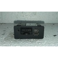 CZYTNIK USB SD AUX Mazda BHP1 - 669U0