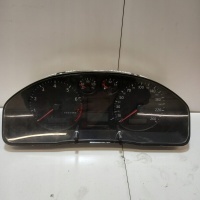 Часы спидометр audi a4 b5 8d0920900t