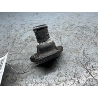 Фланец (тройник) системы охлаждения Volkswagen Passat B4 1995 026121145E