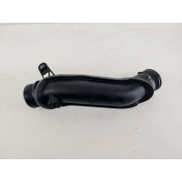 Патрубок интеркулера Volkswagen Touareg 2 NF 7P0145795