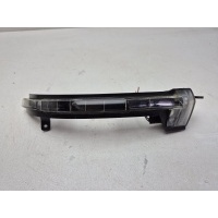 Поворотник в зеркало Volkswagen Touareg 2 NF 7P6949101