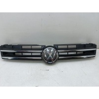 решетка радиатора Volkswagen Touareg 2 NF 7P6853651