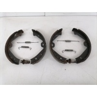 Колодки стояночного тормоза Volkswagen Touareg 2 NF 7P0698525