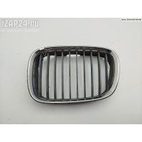 Решетка радиатора Лев. BMW 5 E39 (1995-2003) 2000 8159311