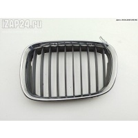 Решетка радиатора Лев. BMW 5 E39 (1995-2003) 2000 8159311