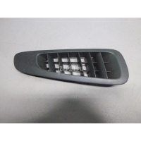 Дефлектор воздушный Mercedes Benz Vito/Viano-(639) (2003 - 2014) 63983101007241