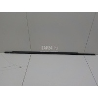 Накладка стекла переднего правого VAG Fabia (2007 - 2015) 5J0837478A