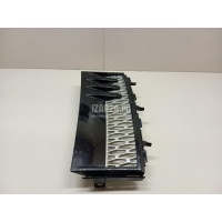 Решетка вентиляционная Land Rover Range Rover III (LM) (2002 - 2012) LR028992