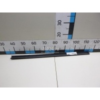 Накладка стекла переднего правого VAG Tiguan (2007 - 2011) 5N08374805AP