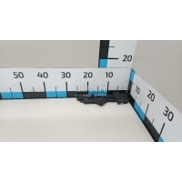 Кронштейн фар правый Land Rover Range Rover Sport (2005 - 2012) LR014116