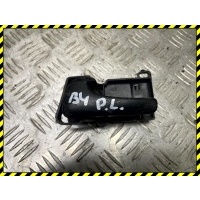 Ручка внутренняя передняя левая Volkswagen Passat B4 1995