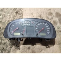 Щиток приборов (приборная панель) Volkswagen Golf 4 2000 1J0919860