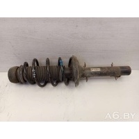 Стойка передняя левая Volkswagen Bora  2000