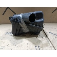 Корпус воздушного фильтра 17705-15190 на Toyota Co Toyota 17705-15190 17705-15190