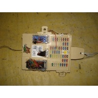 Блок предохранителей 91950-2W520 на Hyundai Santa Hyundai 91950-2W520 91950-2W520