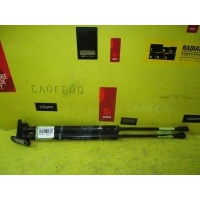 Амортизатор двери 68960-0W640 на Toyota Vitz NSP13 Toyota 68960-0W640 68960-0W640
