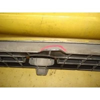 Решетка радиатора 53101-20570 на Toyota Carina E S Toyota 53101-20570 53101-20570