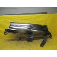 Решетка радиатора 6400G912 на B21W 6400G912 6400G912