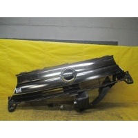 Решетка радиатора 6400G912 на B21W 6400G912 6400G912