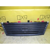 Решетка радиатора 62310-VX50A на Nissan Caravan VW Nissan 62310-VX50A 62310-VX50A
