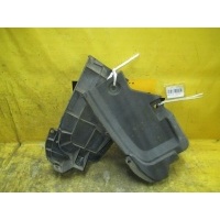 Подкрылок 52152-68020 на Toyota Wish ZNE10G 1ZZ-FE Toyota 52152-68020 52152-68020