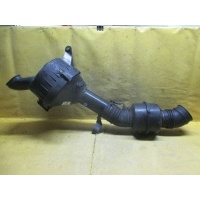 Корпус воздушного фильтра 17882-70130, 17881-70220 Toyota 17882-70130 17882-70130