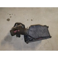 Корпус воздушного фильтра 17700-16690 на Toyota Ca Toyota 17700-16690 17700-16690