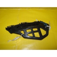 Крепление бампера 52535-12130 на Toyota Auris NZE1 Toyota 52535-12130 52535-12130
