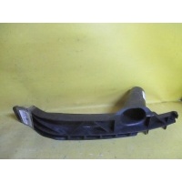 Крепление бампера 1K0807890B на Volkswagen Golf V Volkswagen 1K0807890B 1K0807890B