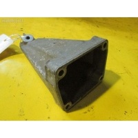 Крепление подушки ДВС A1112231704 на Mercedes-Benz Mercedes-benz A1112231704 A1112231704