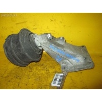 Крепление подушки ДВС A2102400517, A1112230904, A6 Mercedes-benz A2102400517 A2102400517