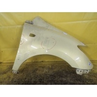 Крыло переднее 53811-52130 на Toyota Ist NCP60 Toyota 53811-52130 53811-52130