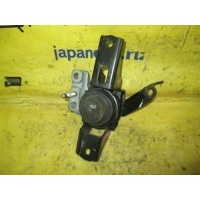 Подушка двигателя 12305-47070 на Toyota Vitz NSP13 Toyota 12305-47070 12305-47070