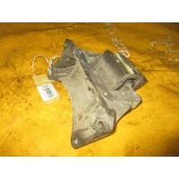 Подушка КПП A2122400318 на Mercedes-Benz E-Class W Mercedes-benz A2122400318 A2122400318