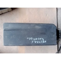SKRZYNKA BEZPIECZNIKÓW BSI OPEL VECTRA C 460023260