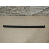 Уплотнитель двери задней правой Volkswagen Touareg 2 2014 7P0839472C