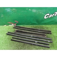 Бархотки стекол Mercedes-Benz E W210 2001 A2107250165