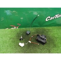 Личинки Mercedes-Benz S W220 2003 A2108907233