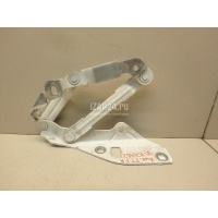 Петля капота правая VAG TT(8J) (2006 - 2015) 8J0823302H