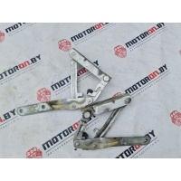 Петля капота Volkswagen Transporter 2012 7H0823301D 7H0823302D